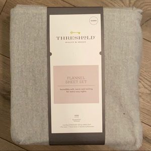 Threshold Flannel Sheet Set Queen